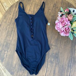 Women’s bathing suit